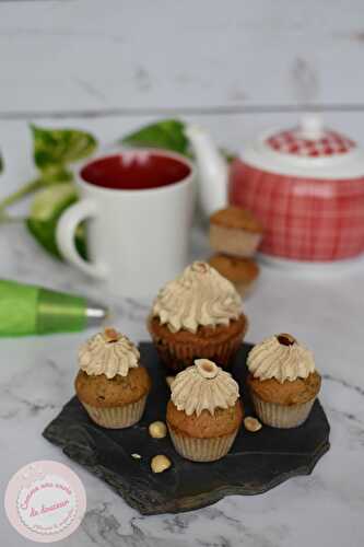 Cupcakes ~ Noisette et fève tonka