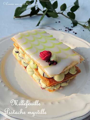 Millefeuille pistache myrtille – Pistachio blueberry millefeuille