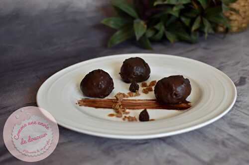 Un dessert tellement choux ~ Chocolat caramel & tonka – Comme une envie de douceur