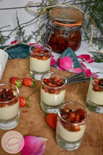 Verrines apéritives ~ Panna cotta chèvre, tomate & fraise