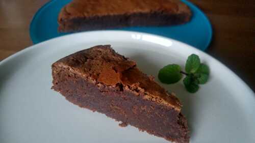 Gâteau ultra fondant chocolat, marron et rhum