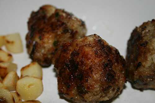 Boulettes de veau aux herbes accompagnés de sauce soja - plaisirs et gourmandises