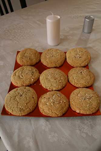 Cookies aux noix de macadamia et chocolat blanc - plaisirs et gourmandises
