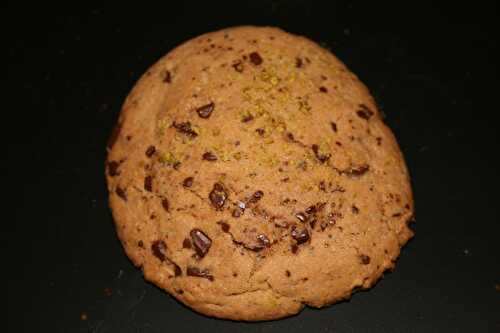 Cookies aux pépites de chocolat et éclats de pistaches - plaisirs et gourmandises