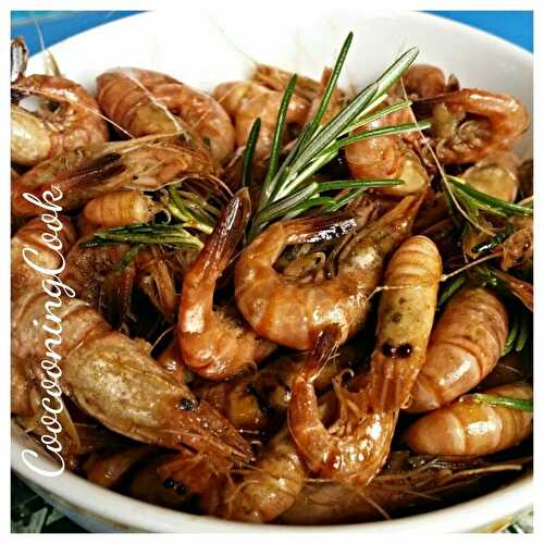 Crevettes grises sautées à l'ail et au romarin - plaisirs et gourmandises