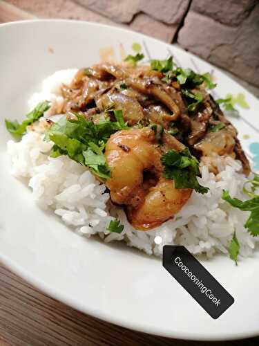 Crevettes sautées au curry rouge - plaisirs et gourmandises