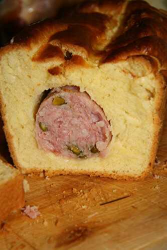 Saucisson en brioche - plaisirs et gourmandises