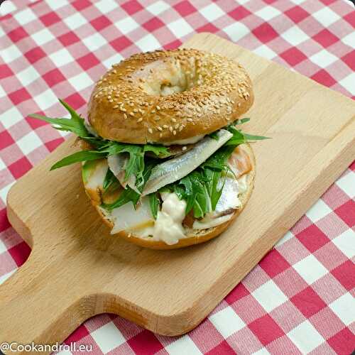 Bagel au poisson fumé et raifort