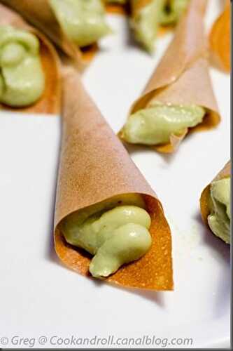 Cornets croustillants à la crème d’avocat