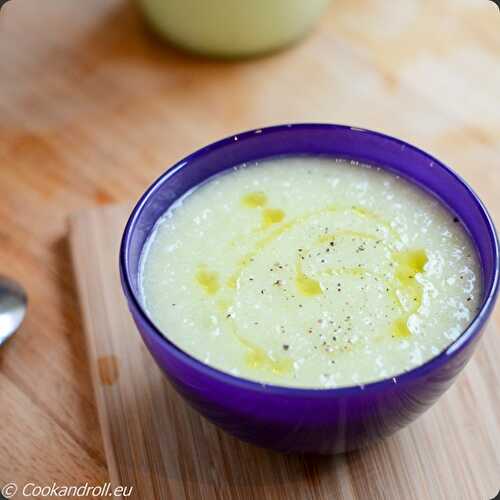 Gaspacho de melon vert au lait d’amande