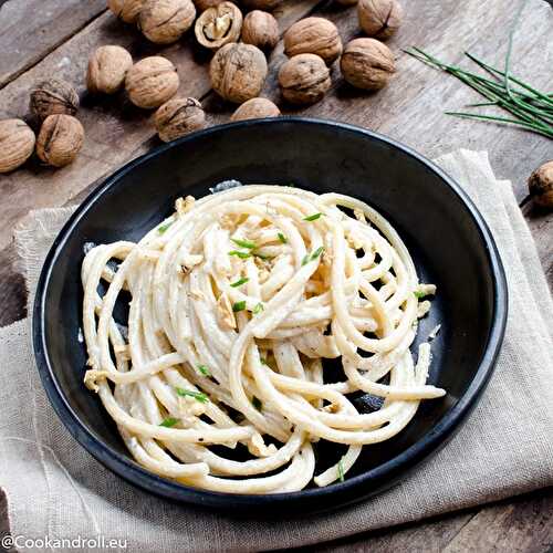 Macaroni au pesto de noix et ricotta