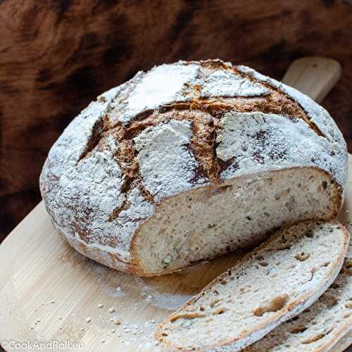 Pain au levain de seigle, sans pétrissage, en cocotte