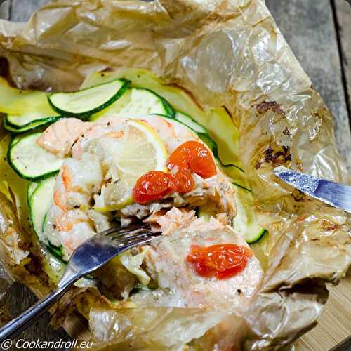 Papillote de saumon et courgettes