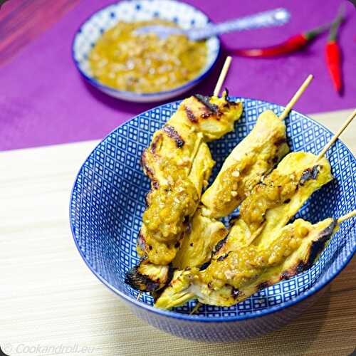 Sate - brochettes de poulet sauce cacahuètes