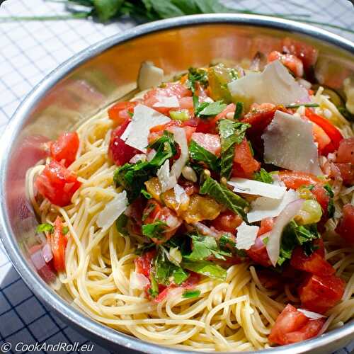 Spaghetti aux céréales, tomates fraîches