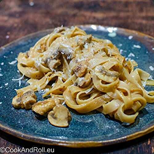 Tagliatelles au miso doux beurré et champignons