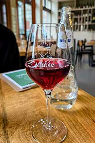 {Restaurant} Affable