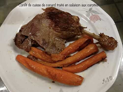 Confit de cuisse de canard traité en salaison, aux carottes