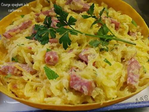 Courge spaghetti à la carbonara