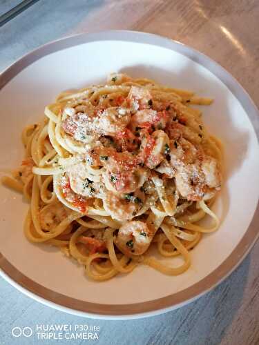 Linguines aux Scampis Crémeuses