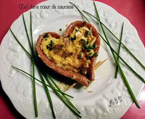 Œuf dans cœur de saucisse