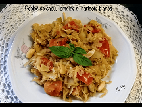 Poêlée de chou, tomates et haricots blancs