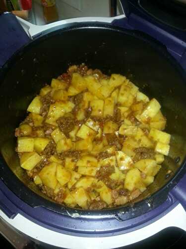 Pomme de terre bolognaise