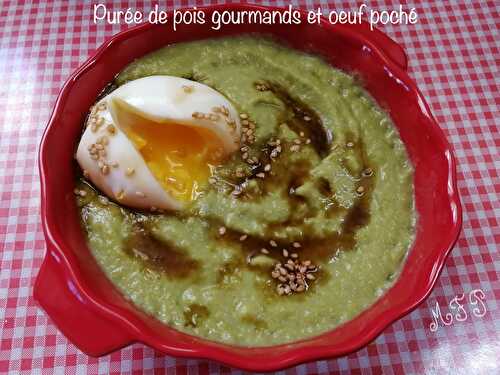 Purée de pois gourmands et œuf poché