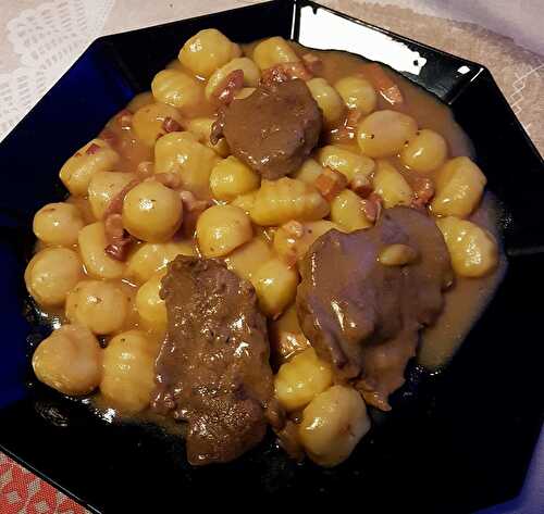 Sauté de bœuf sauce foie gras et gnocchi