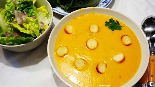 Soupe de carottes, lait de coco et mozzarella