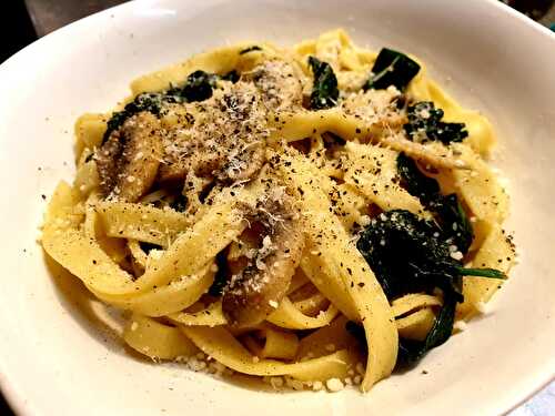 Tagliatelles aux épinards et champignons