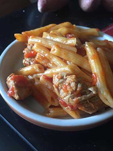 Filet mignon et ses pâtes à la sauce tomate