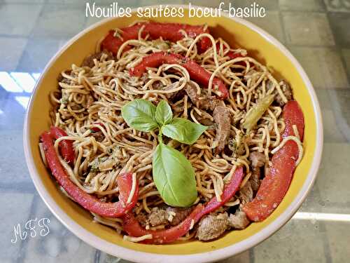 Nouilles sautées boeuf-basilic