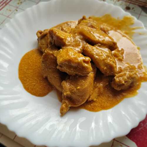 Poulet au curry rouge