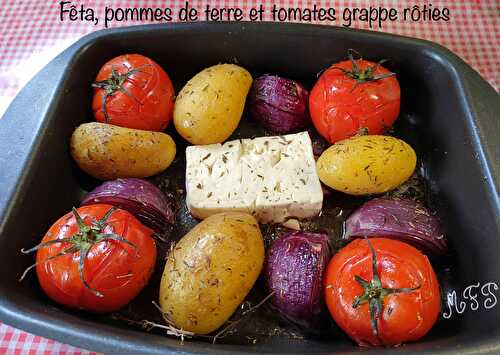 Fêta, pommes de terre et tomates grappe rôties