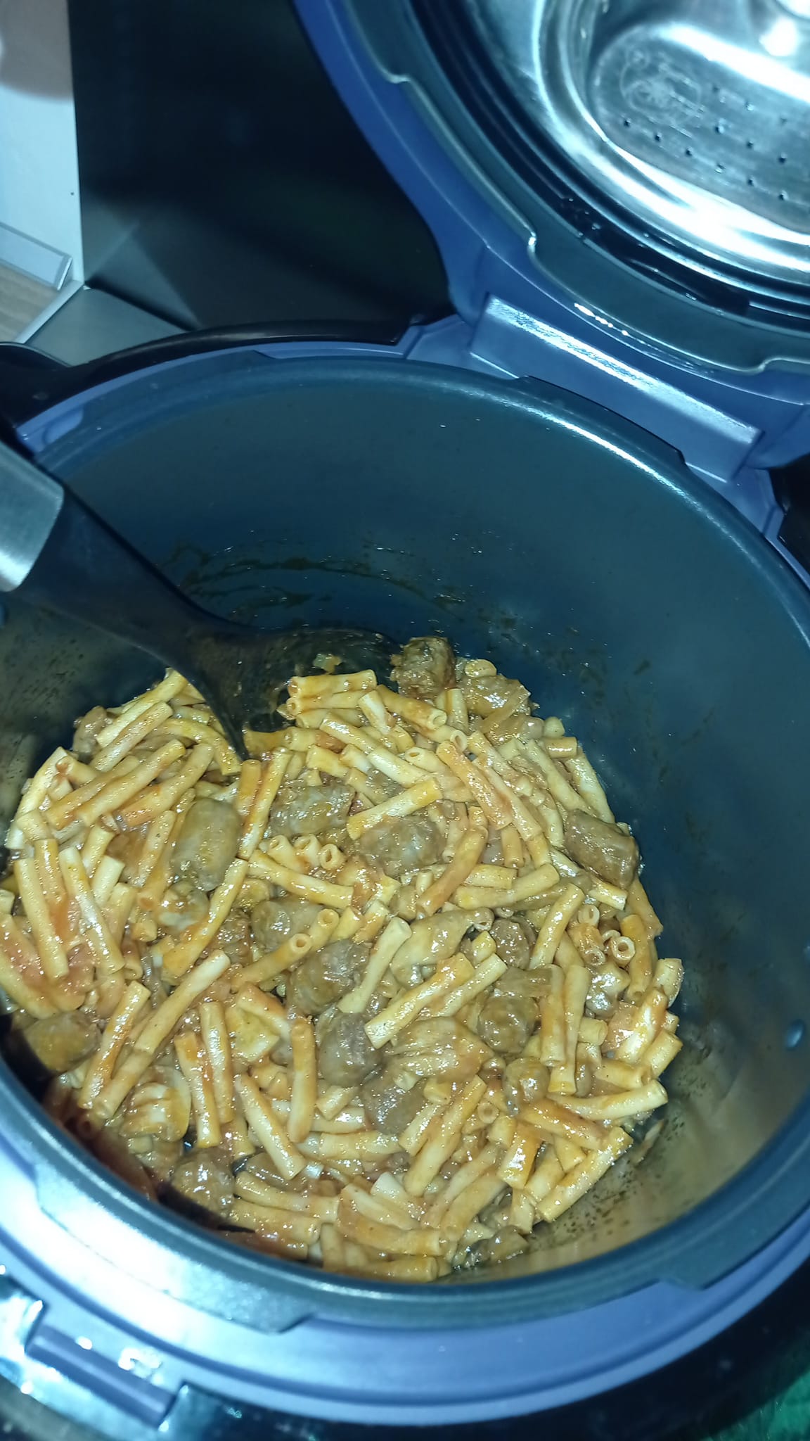 One pâte pasta a la merguez