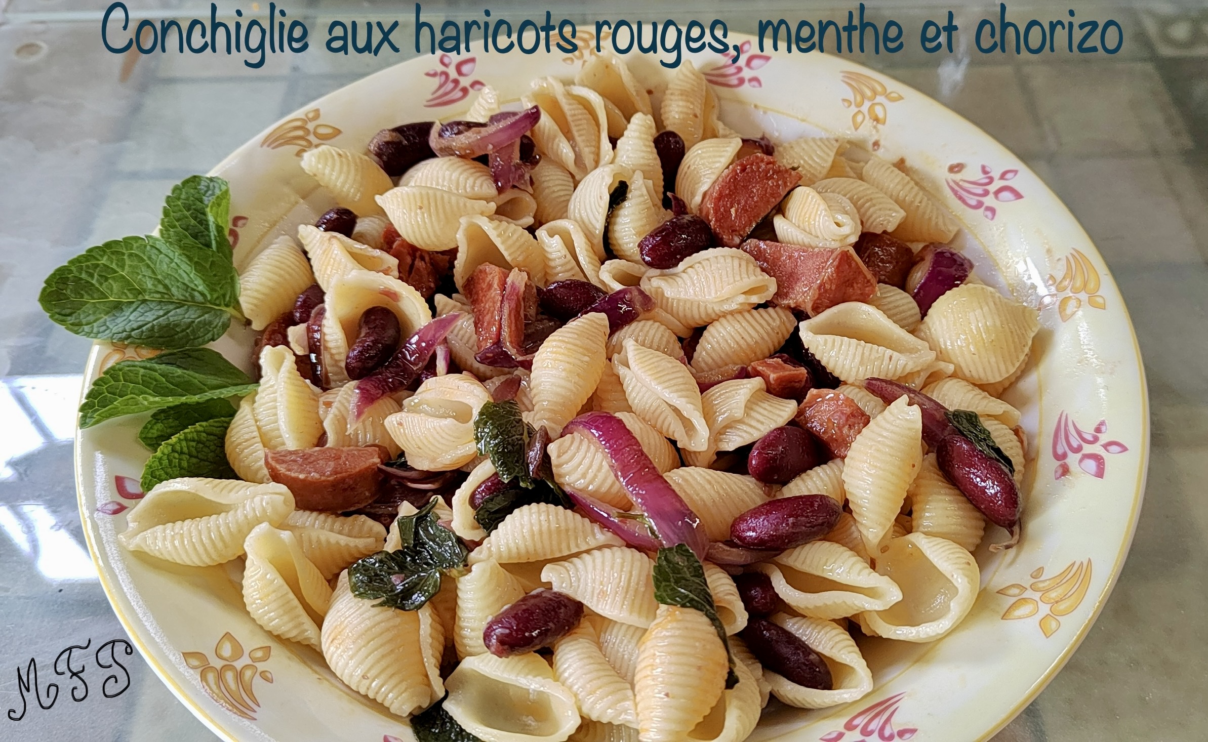 Conchiglie aux haricots rouges, menthe et chorizo