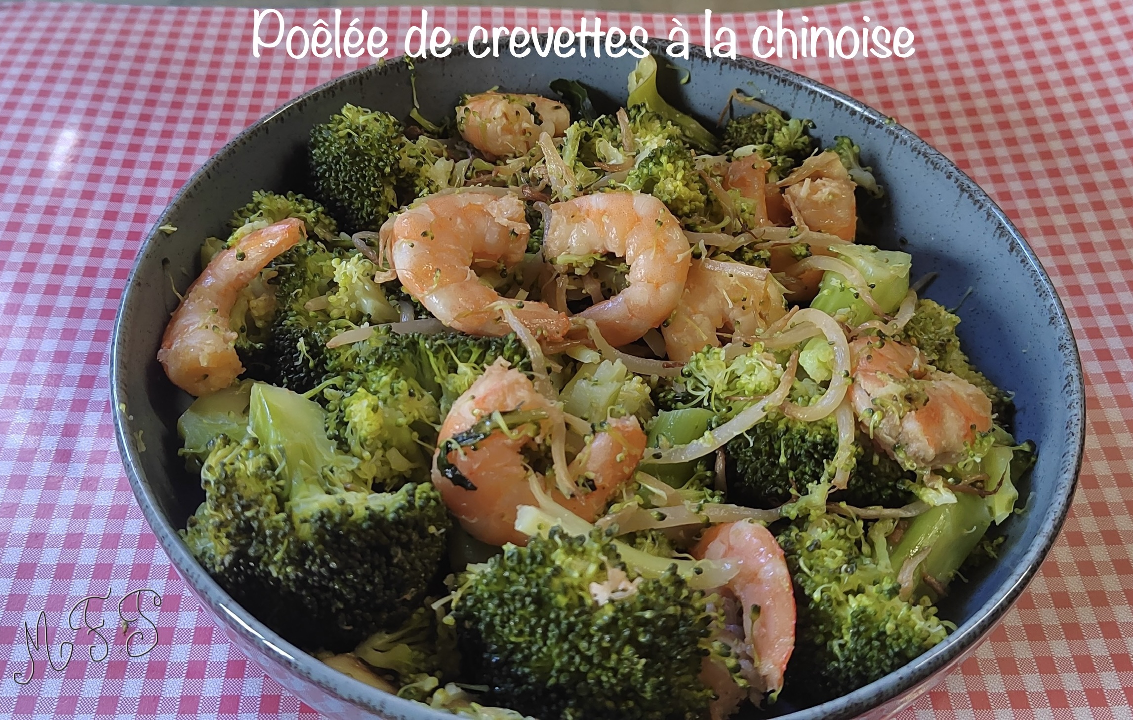 Poêlée de crevettes à la chinoise