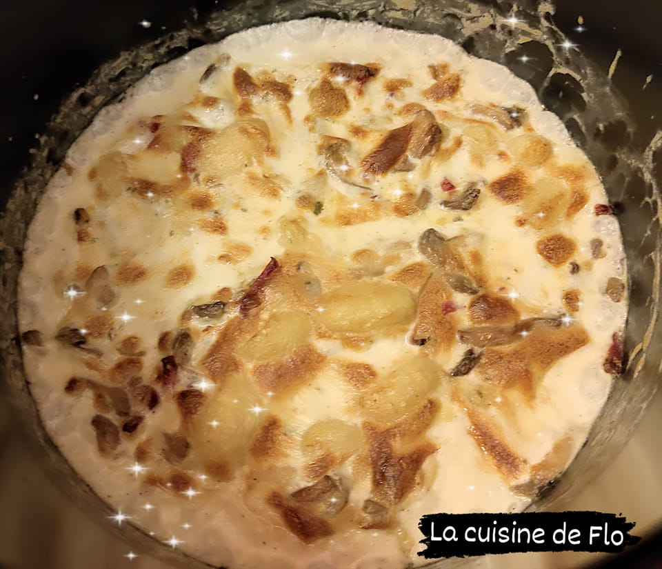 Gratin de gnocchis aux champignons et lardons au cookeo