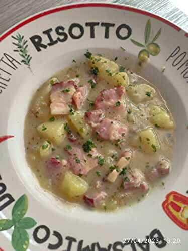 Ragout de pommes de terre au lard fumé