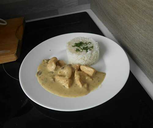 Aiguillettes de poulet au curry et lait de coco