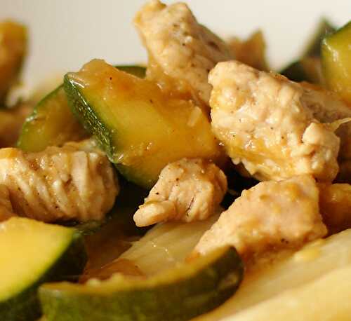 Courgettes, dés de poulet au boursin