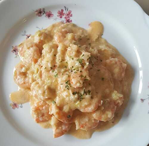 Crevettes sur fondue de poireaux