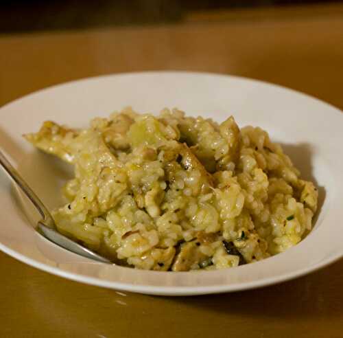 Risotto de poulet et raisins secs