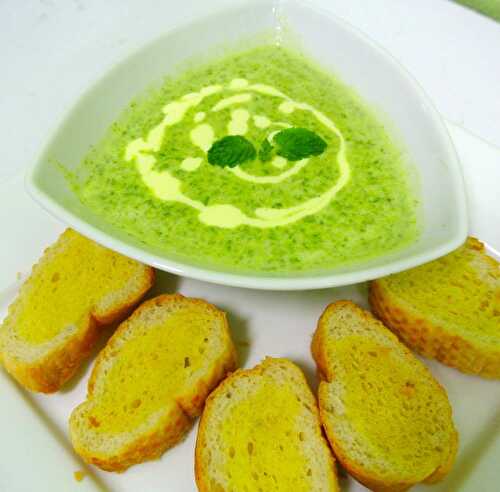 Soupe verte épinard, avocat