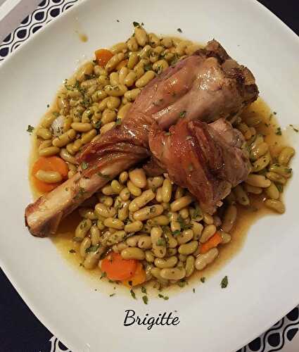 Souris d’agneau miel et vinaigre balsamique et ses flageolets