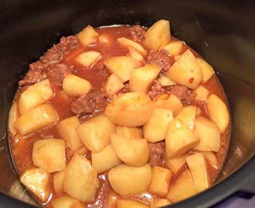 Steak haché, pommes de terre