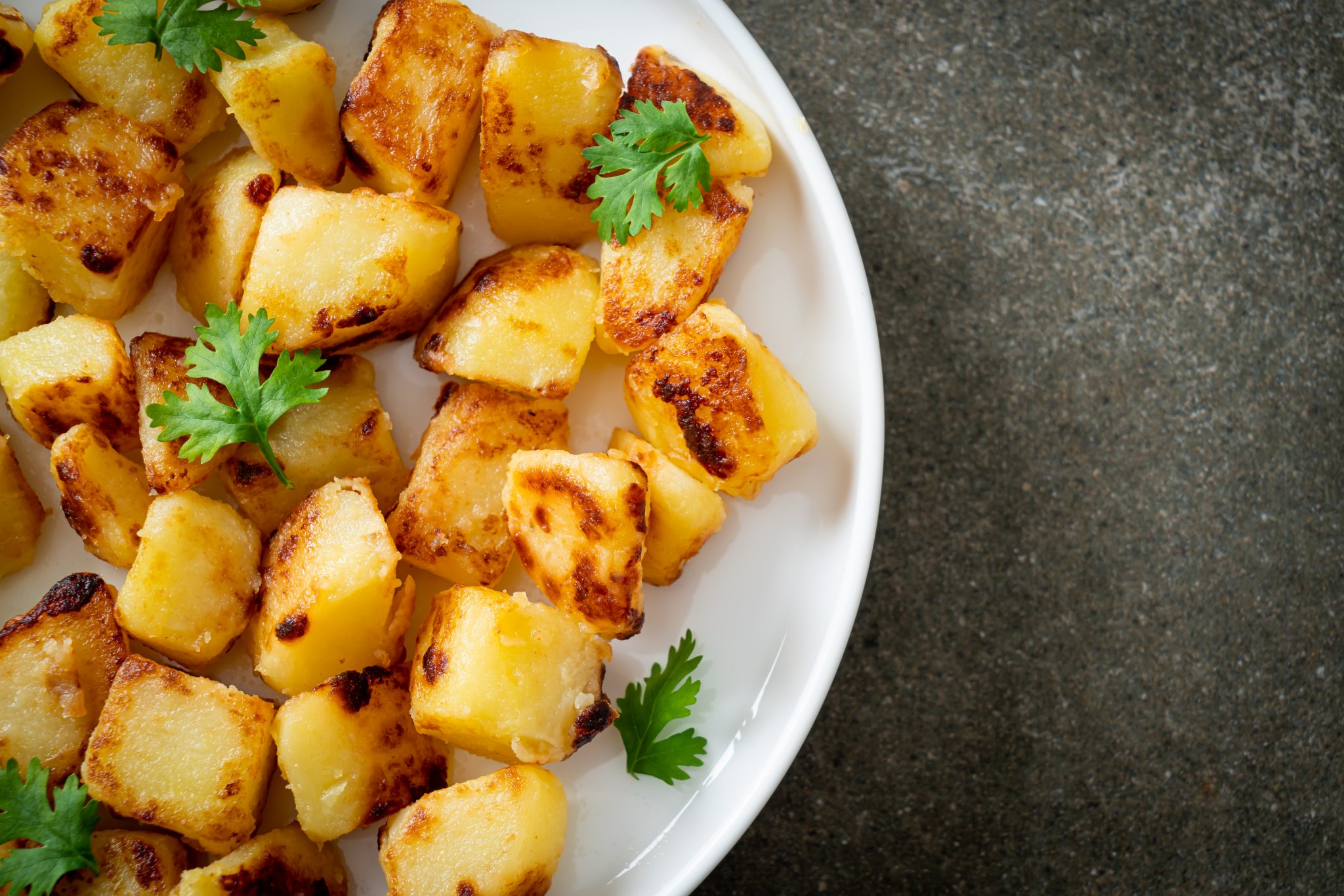 Cubes de pommes de terre sautées à l'autocuiseur cookéo