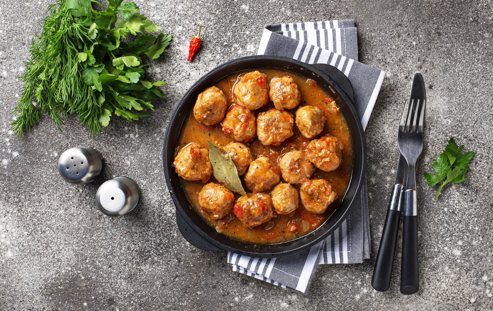 Boulettes de Poulet à la Sauce Buffalo – Recette keto au robot multi-cuiseur cookéo