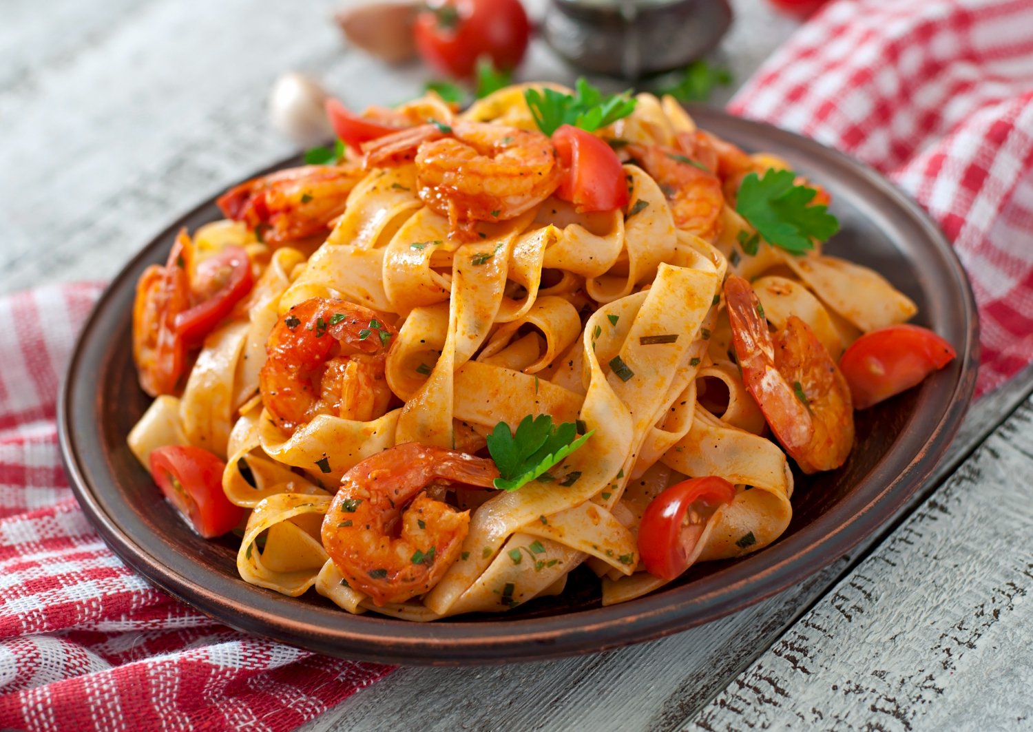 Fettuccine aux Crevettes, Tomates et Herbes au multicuiseur cookéo